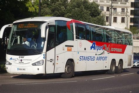 coaches to stansted from victoria.